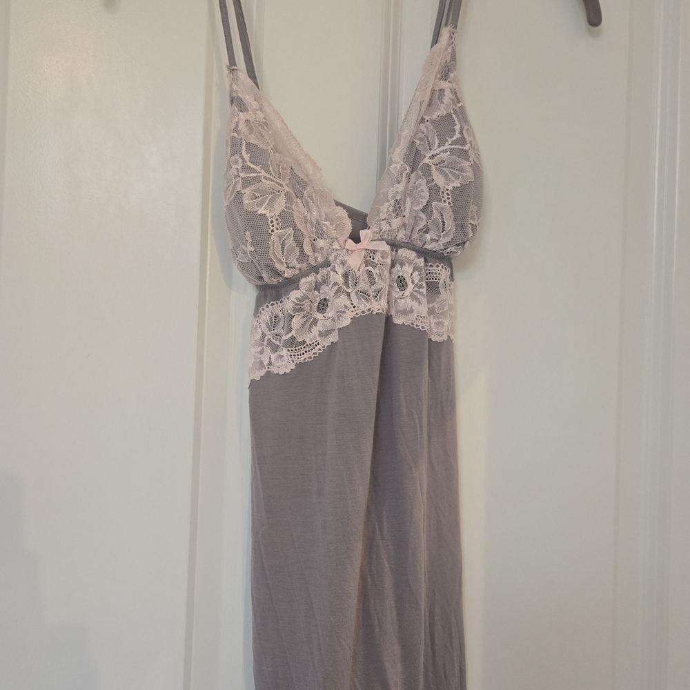 Victoria's Secret Gray and Pink Lace Chemise / Babydoll